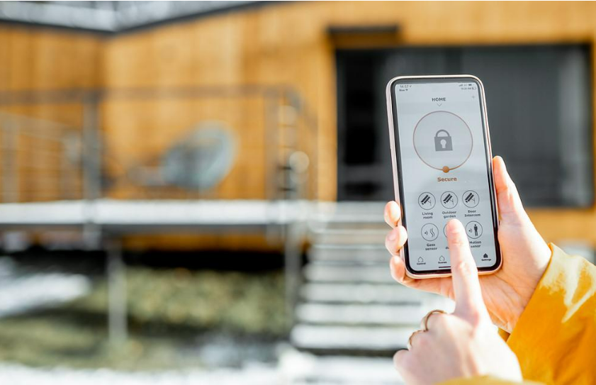 PSE - PACA SECURITE ELECTRONIQUE - application mobile - alarme - particuliers - caméra extérieure - caméra intérieure - maison - domotique - vidéophone - digicode - détecteur - ouverture portail - surveillance maison